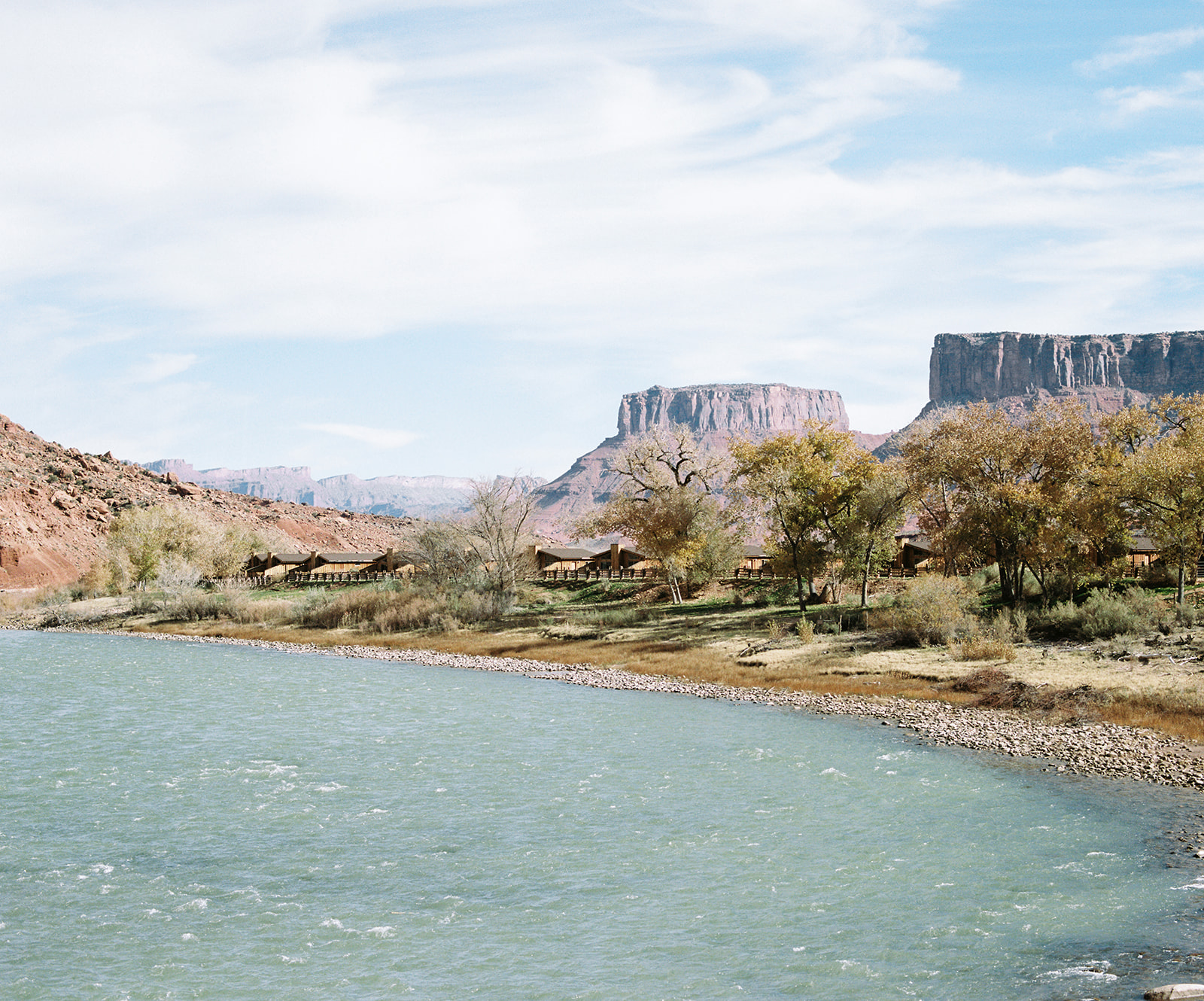 moab utah destination wedding location along the colorado river
